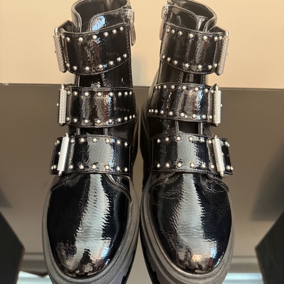 Steve New York Black Leather Boots with Silver Buckles - Picture 2 of 3